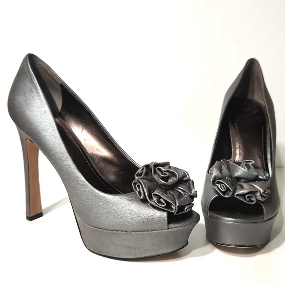 NEW Vince Camuto Leather Pewter Peep Toe Platform Bow Detail 5" Heels  Size 8.5B - Picture 8 of 15